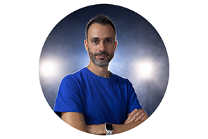 Jairo explicando qué opción elegir